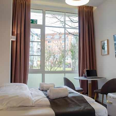 Homely Stay Studio 8 - Relaxed Self-Check-In Room In Munique Exterior foto